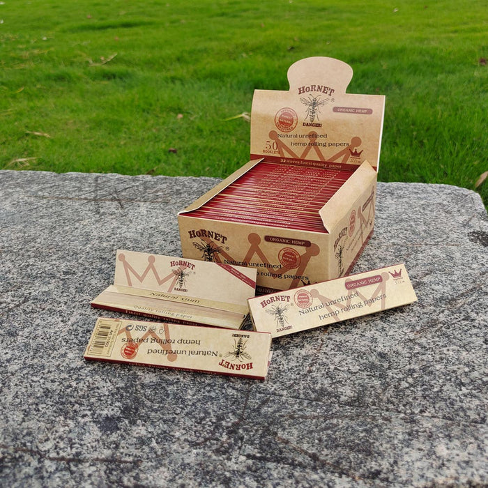 Hornet | King Size Rolling Paper | Jupiter Grass