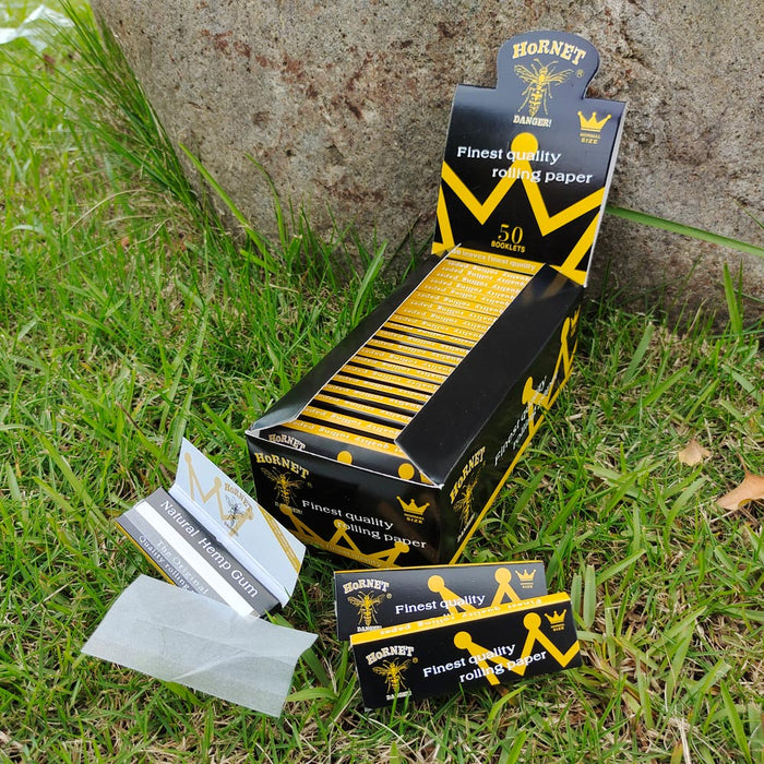 HORNET | Black  Single Wide Size Rolling Paper | Jupiter Grass