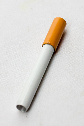 Easy ejection metal one hitter pipe in display | Jupiter Grass