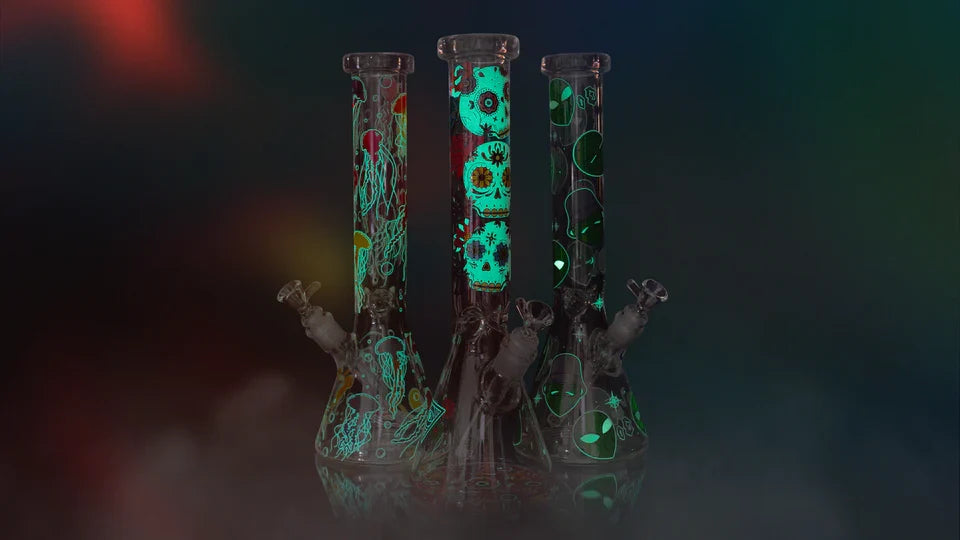 Red Eye Glass® | 10" Sugar Skull Glow-in-the-Dark Water Pipe