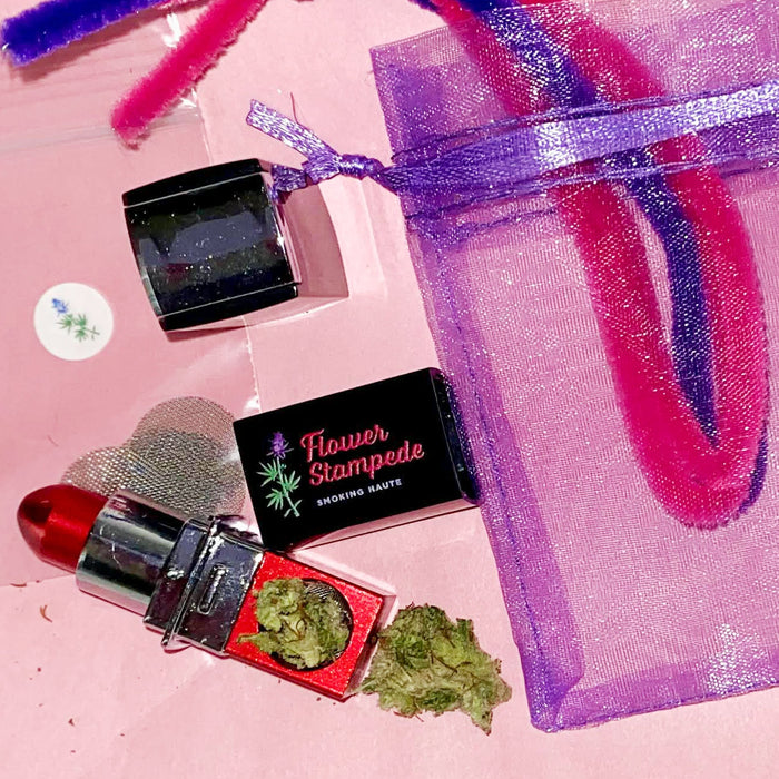 Flower Stampede Lipstick Pipe | Jupiter Grass